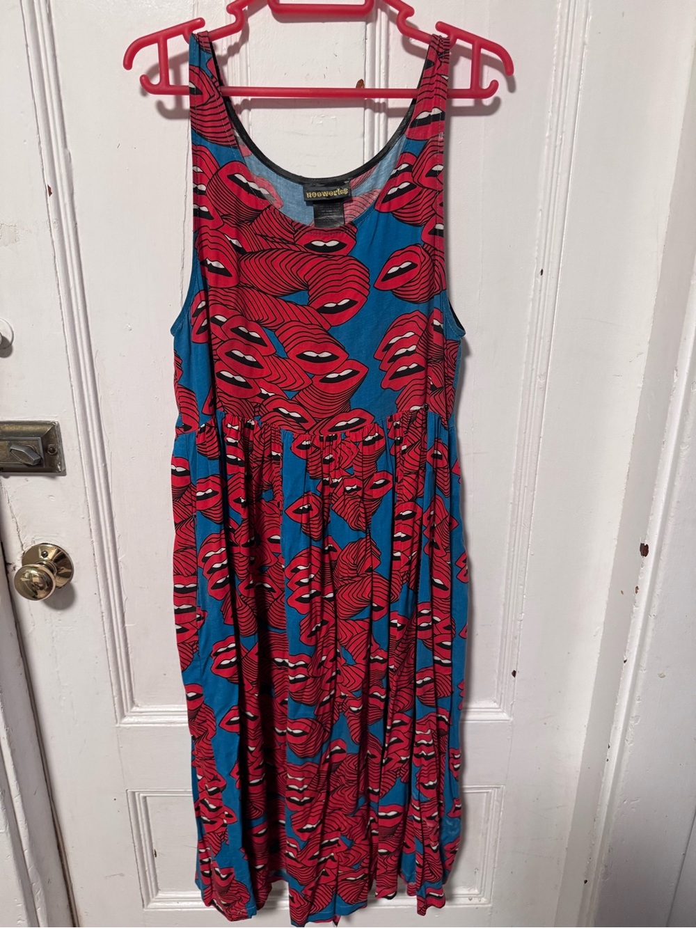 Nooworks Naomi Mouths dress size M EUC